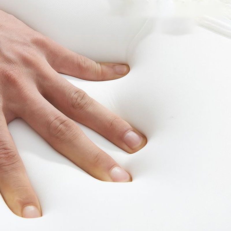 Solid Color Round Ottoman Mildew Resistant Velvet Upholstered Ottoman Clearhalo 'furn' 'furn_ottomans_poufs' 'Furniture' 'Living Room Furniture' 'Ottomans & Poufs' 'ottomans_poufs' 1200x1200_3b099d6b-989f-4784-9b66-6c1da08dc8c5