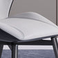 モダンなコーヒーショップウィングバックチェアレザーマット仕上げダイニングチェア