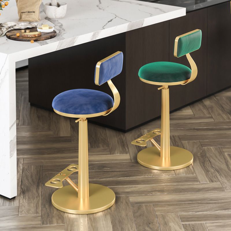 Indoor Footrest Counter Chair Adjustable Height Metal Swivel Counter Bar Stool Clearhalo 'Bar Furniture' 'Bar Stools' 'bar_stools' 'furn' 'furn_bar_stools' 'Furniture' 'furniture_bar_stools' 'Kitchen & Dining Furniture' 1200x1200_3b25f339-c811-4b8e-b5df-910cf7b2126b