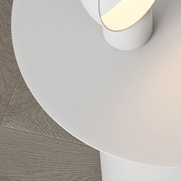 Metal Nightstand Modern 19.7" Tall Accent Table Nightstand for Bedroom Clearhalo 'Bedroom Furniture' 'furn' 'furn_night_stand' 'Furniture' 'night_stand' 'Nightstands' 1200x1200_3b5bb670-e269-4064-90f4-1b16185c2b84