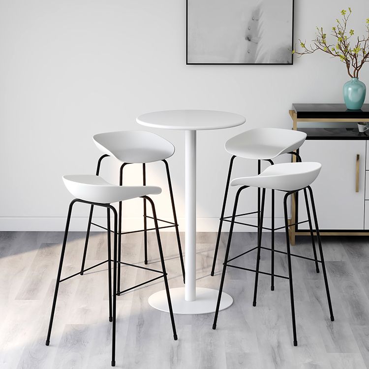 Contemporary Bar-stool Plastic Counter Bar Stool with Metal Legs for Kitchen Clearhalo 'Bar Furniture' 'Bar Stools' 'bar_stools' 'furn' 'furn_bar_stools' 'Furniture' 'furniture_bar_stools' 'Kitchen & Dining Furniture' 1200x1200_3b9443fe-25ba-4dee-bc16-ed409622dddd