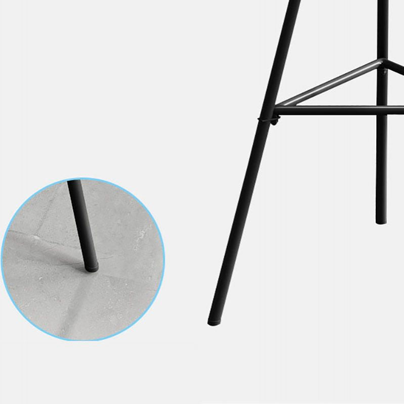 Industrial Style Iron Bar Table 23.62" Round Top Indoor Table with 3 Legs Clearhalo 'Bar Furniture' 'Bar Tables' 'bar_tables' 'furn' 'furn_bar_tables' 'Furniture' 'furniture_bar_tables' 'Kitchen & Dining Furniture' 'kitchen&dining_furn' 'kitchen' 1200x1200_3baf4078-df9d-43d1-8318-2b4c622e2def