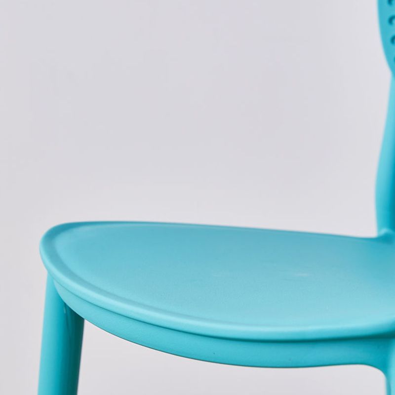 Chaise latéral ouvrir à l'arrière-salle à manger moderne