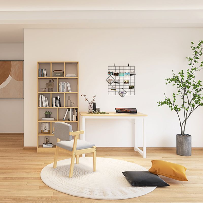 モダンなライティングデスクアンティーク仕上げ木製コンピューターデスクが金属脚