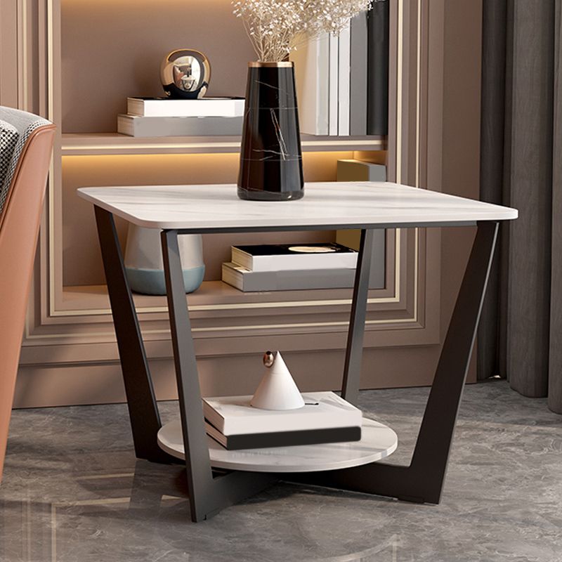 Table de la pizarra de las patas de la pizarra Tabla de extremo cuadrado moderno con almacenamiento