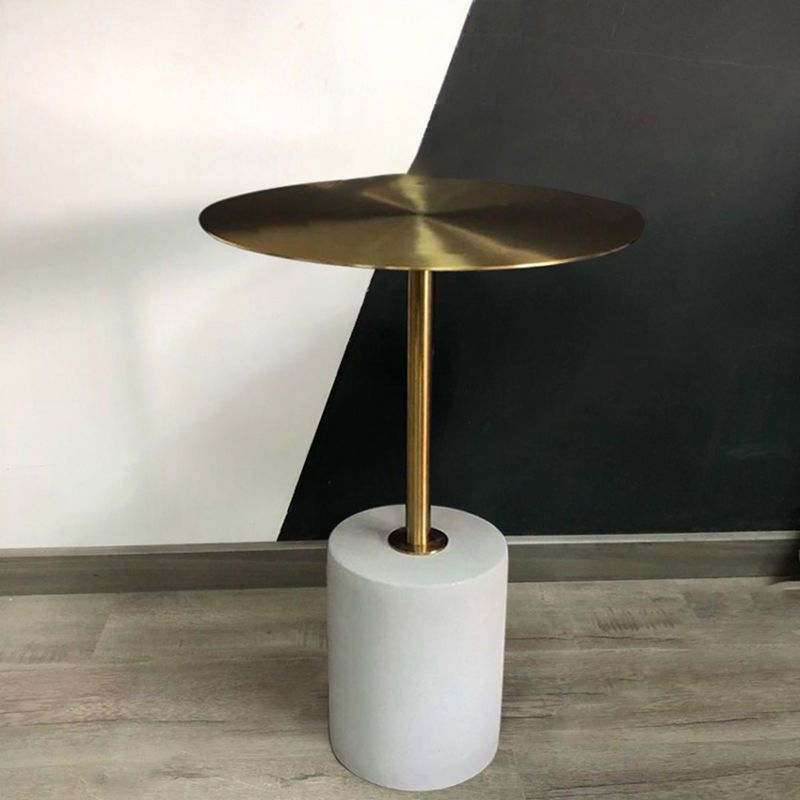 Mid-Century Modern Pedestal Metal Coffee Table Round Top Shape Cocktail Table Clearhalo 'Coffee & Accent Tables' 'Coffee Tables' 'coffee_tables' 'furn' 'furn_coffee_tables' 'Furniture' 'Living Room Furniture' 1200x1200_3c3a86ff-4dbe-4202-a232-f98387aa462c