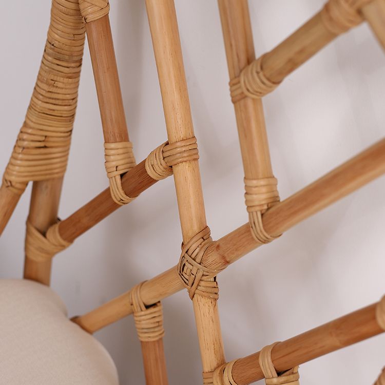 Moderne overdekte rieten kruisback -bekledde eetkamerstoel