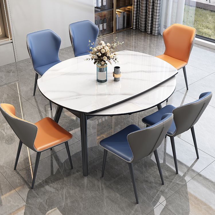 Mesa de comedor moderna de piedra blanca extensible con 4 patas de madera de goma negra