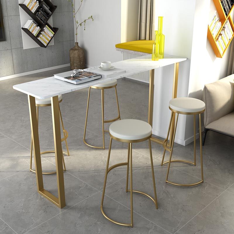 Glam Style Rectangle Stone Bar Tableau de 42 pouces Hauteur Gold Sled Piedstal Bistro Table