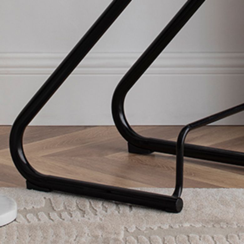 Eigentijdse lage rug 27-inch armloze barkruk met metalen basis