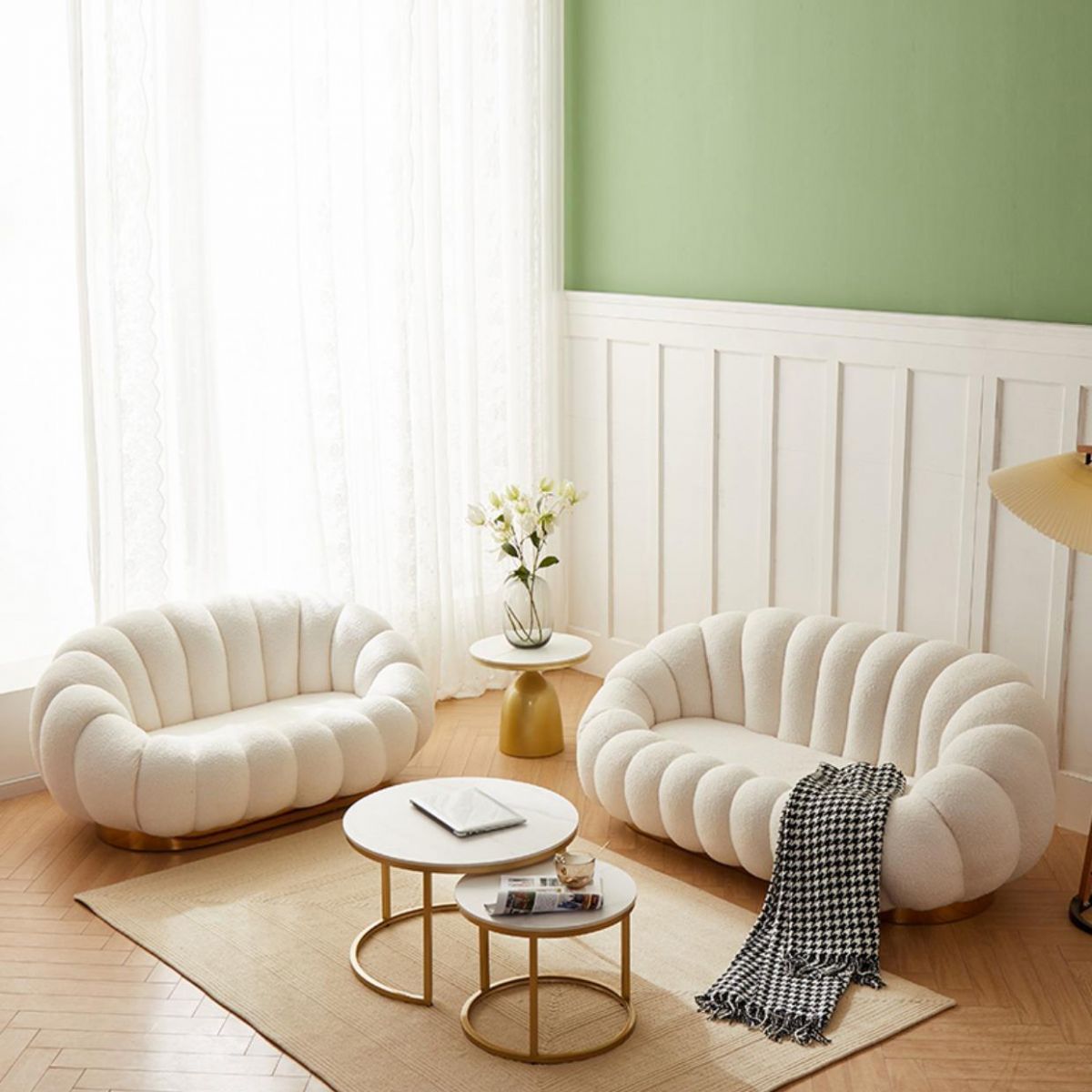 Divano contemporaneo con braccia inclinate 26,77 "divano standard di alto livello