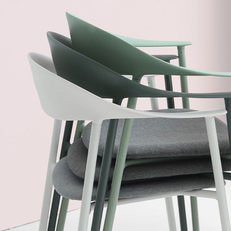Matte Finish Scandinavian Dining Arm Chair Plastic Open Back Dining Chair Clearhalo ' kitchen&dining_furn' 'Dining Chairs' 'Dining Tables & Seating' 'dining_chair' 'furn' 'furn_dining_chair' 'Furniture' 'furniture_dining_chair' 'Kitchen & Dining Furniture' 'kitchen' 1200x1200_3cf0035b-8f85-481b-9ff4-09aa2b762f9b