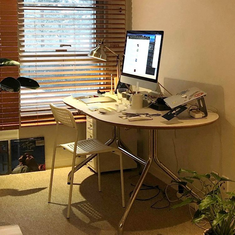 34 Inch Wide Contemporary Office Desk Oval Wooden Writing Desk Clearhalo 'furn' 'furn_office_desk' 'Furniture' 'Office Desks' 'Office Furniture' 'office_desk' 1200x1200_3d3d2c91-ddc4-4deb-ba09-84a672d8f71b