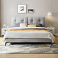 Letto standard grigio da 40,55 "con materasso con headboard rivestito