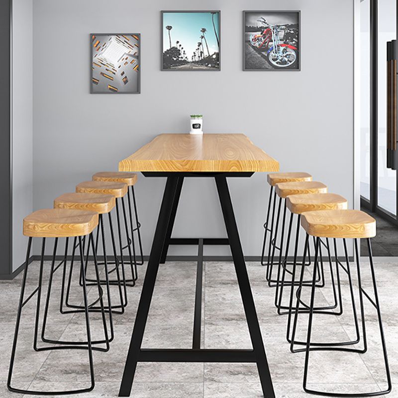 Pine Wood Bar Dining Table Rectangle Industrial Bar Table with Black Trestle Base Clearhalo 'Bar Furniture' 'Bar Tables' 'bar_tables' 'furn' 'furn_bar_tables' 'Furniture' 'furniture_bar_tables' 'Kitchen & Dining Furniture' 1200x1200_3d5efda2-e742-4615-acb2-4a8bce4e9a20