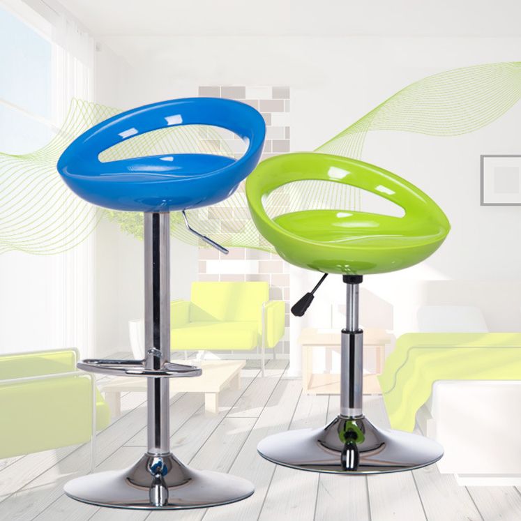 31.50" Low Back Bar and Counter Stool Contemporary Round Stool Clearhalo 'Bar Furniture' 'Bar Stools' 'bar_stools' 'furn' 'furn_bar_stools' 'furniture_bar_stools' 'Kitchen & Dining Furniture' 'kitchen&dining_furn' 'kitchen' 'kitchen_furn' Furniture' 1200x1200_3db78206-a39b-47e7-9601-436eb277056f