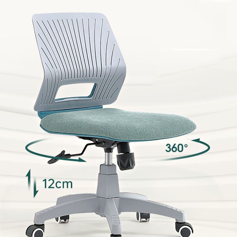 Hauteur de siège réglable de chaise de bureau verte moderne avec roues