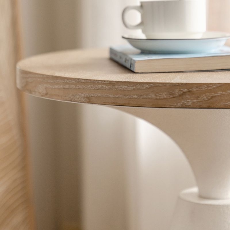 French Country Corner Table Pedestal Round Accent Side Table Clearhalo 'Coffee & Accent Tables' 'End & Side Tables' 'end_side_tables' 'furn' 'furn_end_side_tables' 'Furniture' 'Living Room Furniture' 1200x1200_3dff51b2-2118-408d-ba25-fe4ddb0b10d3