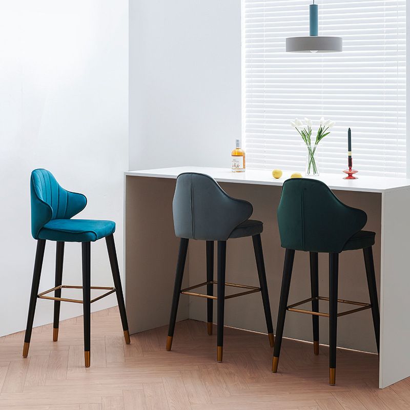 Glam Upholstered Counter Height Stool Adjustable Height Bar Stool Clearhalo 'Bar Furniture' 'Bar Stools' 'bar_stools' 'furn' 'furn_bar_stools' 'Furniture' 'Kitchen & Dining Furniture' 1200x1200_3e1e76cb-a67a-4a95-82f8-4c211384b126