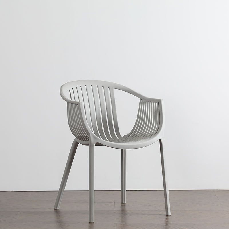 Chaise d'arme à chaises de salle à manger contemporaine avec des jambes en plastique pour la maison