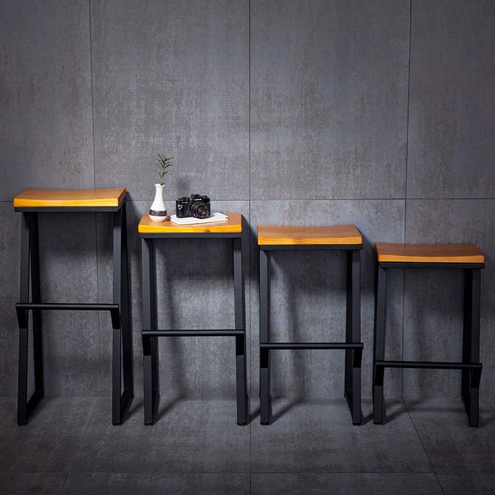 Industrial Bar and Counter Stool Backless Stool with Sled Base in Black Clearhalo 'Bar Furniture' 'Bar Stools' 'bar_stools' 'furn' 'furn_bar_stools' 'Furniture' 'furniture_bar_stools' 'Kitchen & Dining Furniture' 1200x1200_3e5b081f-cf65-4fad-ab3a-132eae82bba4