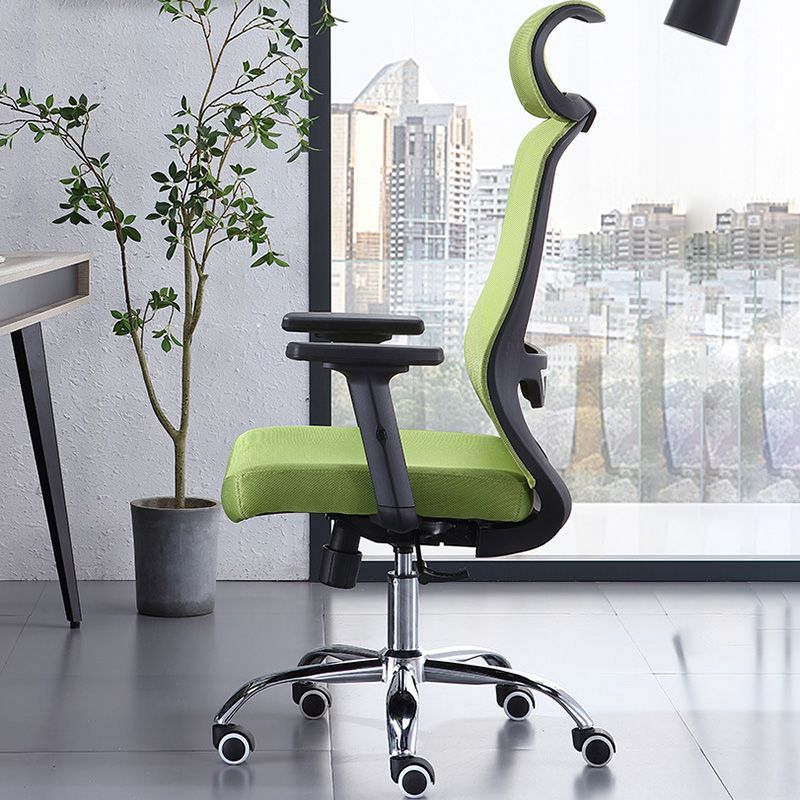 Chaise de bureau verte moderne, siège réglable en hauteur, avec roulettes