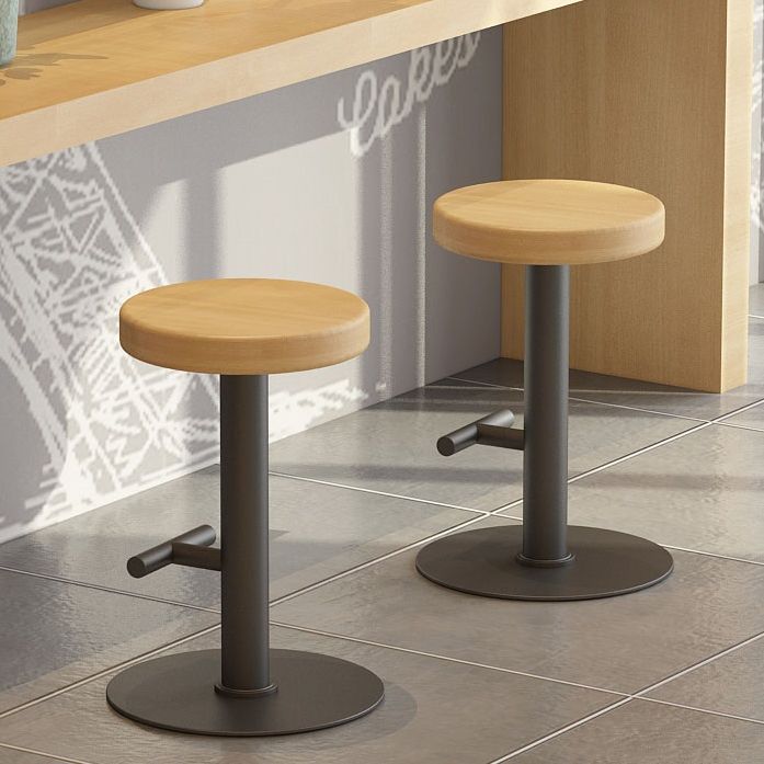 Modern Style Bar-stool Iron Leg Round Wooden Seat for Restaurant Bar 1 Piece Clearhalo 'Bar Furniture' 'Bar Stools' 'bar_stools' 'furn' 'furn_bar_stools' 'furniture_bar_stools' 'Kitchen & Dining Furniture' 'kitchen&dining_furn' 'kitchen' 'kitchen_furn' Furniture' 1200x1200_3f035389-b8c3-40ff-923b-443cf08adb37