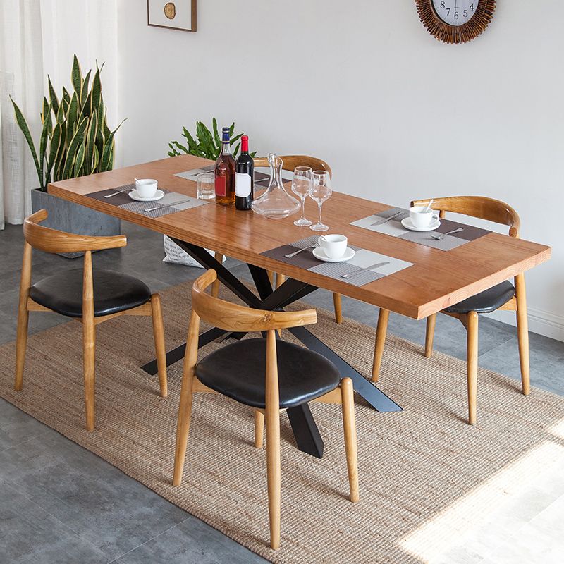 Table à manger en bois massif