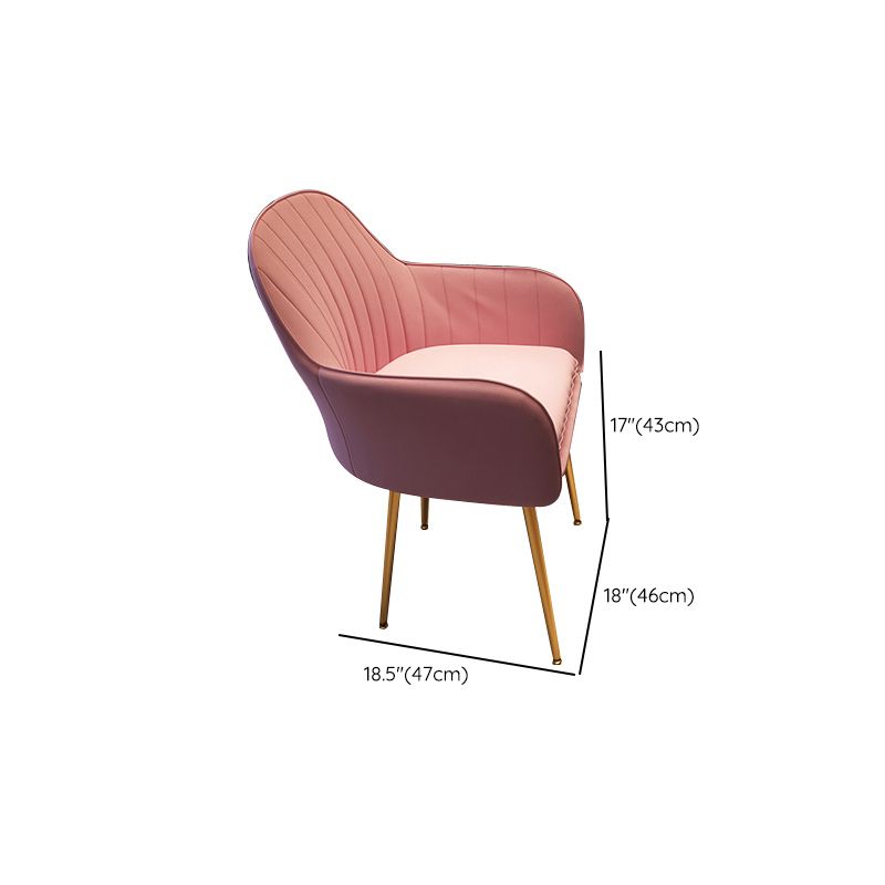 Camera da letto a specchio illuminato in oro contemporaneo con cassetto del trucco in legno