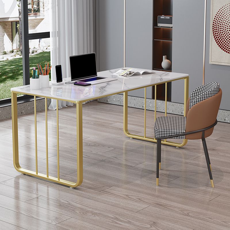 Bureau de bureau contemporain incurvé finition antique finit bureau avec des jambes métalliques