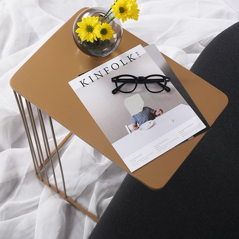 Mid-Century Rectangular Side Table Metal C Side Table, 23.23" Tall Clearhalo 'Coffee & Accent Tables' 'End & Side Tables' 'end_side_tables' 'furn' 'furn_end_side_tables' 'Furniture' 'Living Room Furniture' 1200x1200_3fc76201-f88f-4d34-b5aa-83ac97725710