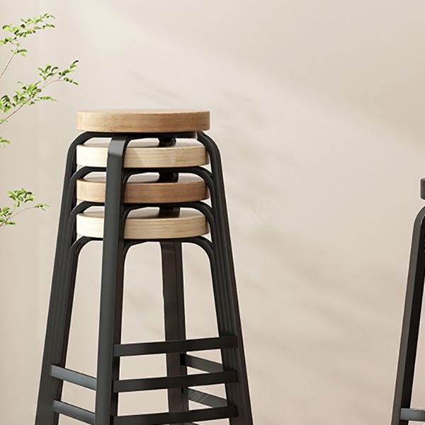 Tabourets de comptoir empilables modernes tabourets de bar sans dos pour restaurant