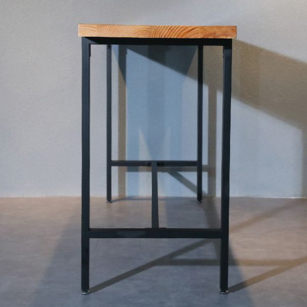 Tavolo da bar in legno in legno massiccio marrone chiaro industriale in metallo tavolo da pub