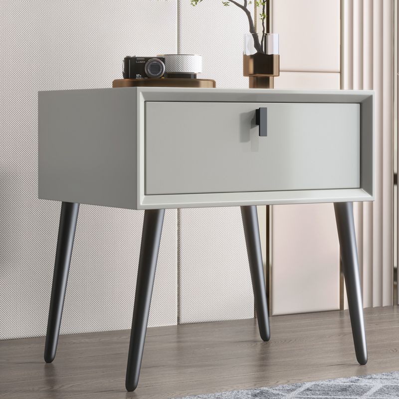 18 Inch H Nightstand 1-Drawer Storage Solid Wood Modern Night Table with Legs Clearhalo 'Bedroom Furniture' 'furn' 'furn_night_stand' 'Furniture' 'night_stand' 'Nightstands' 1200x1200_400ae8c4-cb0e-4ab4-b8ca-accf144c111b