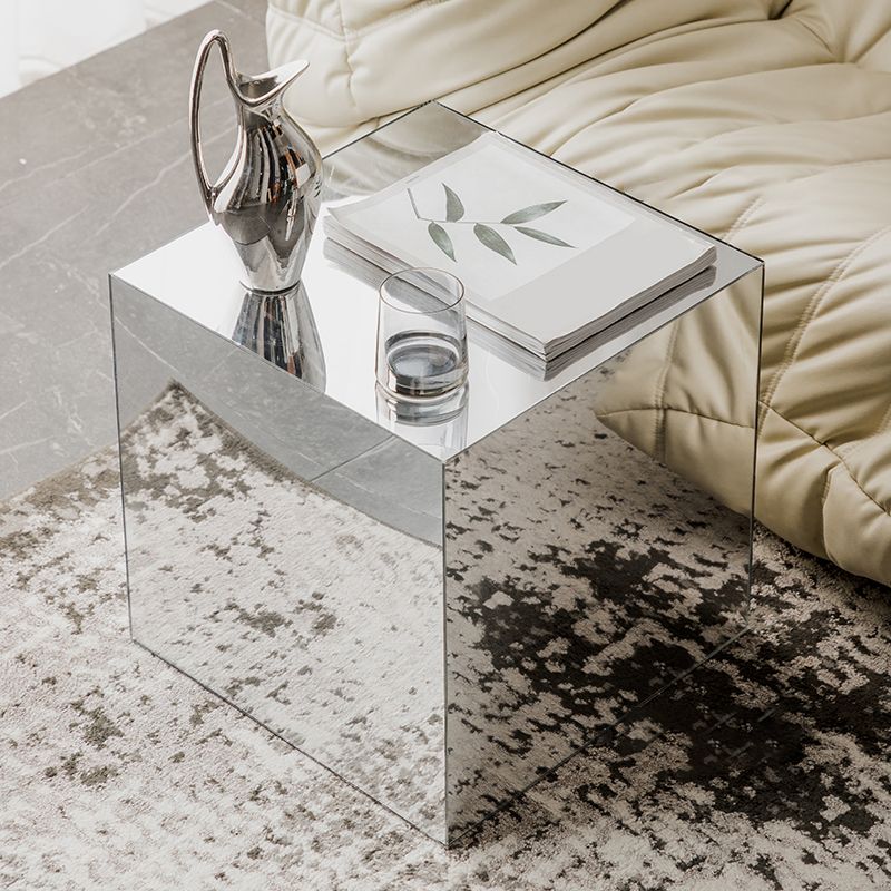 Square Plastic End Table Set Mirrored Block Side Table for Bedside Clearhalo 'Coffee & Accent Tables' 'End & Side Tables' 'end_side_tables' 'furn' 'furn_end_side_tables' 'Furniture' 'Living Room Furniture' 1200x1200_40376bec-e32c-4bf7-bc24-927847ac7dbd