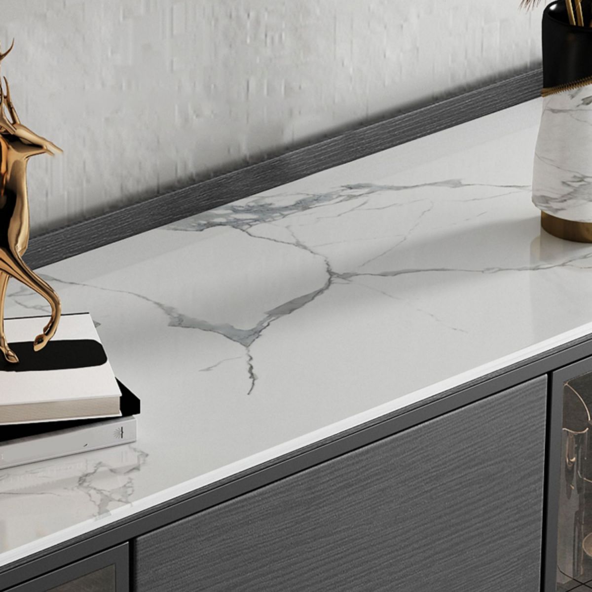 Porte di vetro in vetro in stile glam con armadi e cassetti