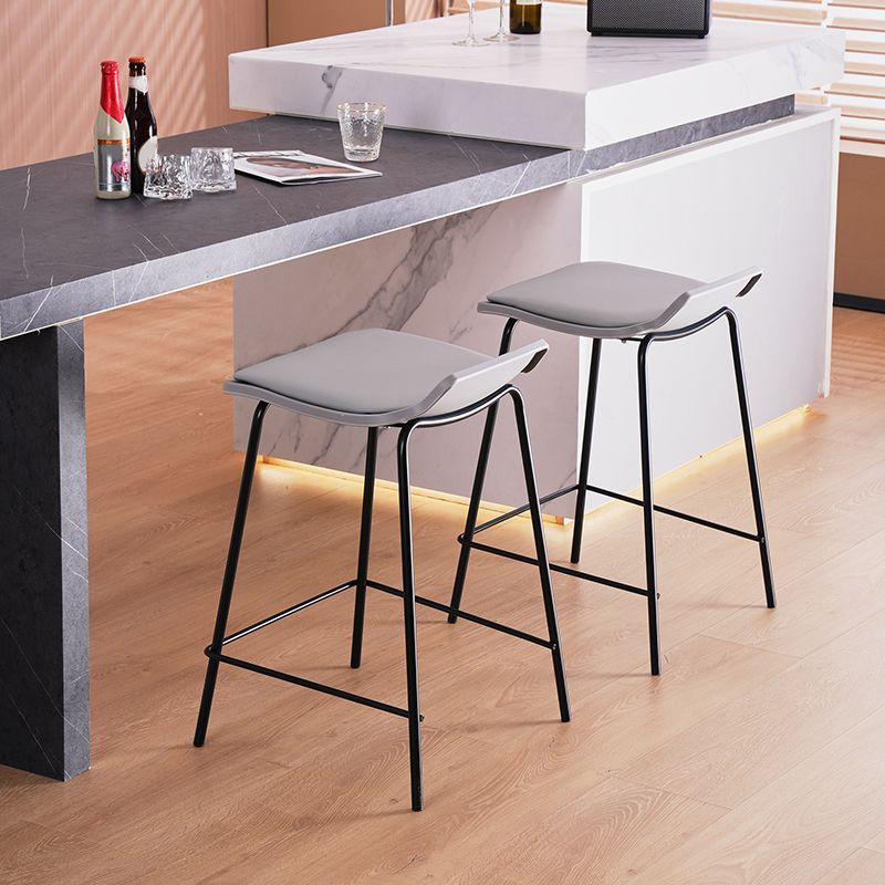 Industrial Style Metal Bar Stool Footrest Counter Stool for Restaurant
