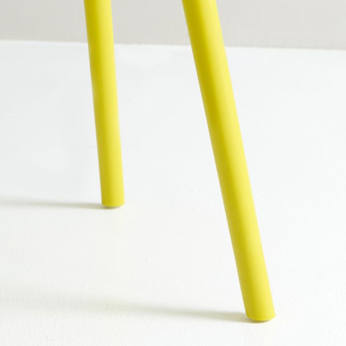 Plastic Scandinavian Style Dining Chair Dining Room Solid Back Chair with Arm Clearhalo ' kitchen&dining_furn' 'Dining Chairs' 'Dining Tables & Seating' 'dining_chair' 'Furniture' 'furniture_dining_chair' 'Kitchen & Dining Furniture' 'kitchen' 1200x1200_40871997-1d72-4e78-9f2b-134aebe8dc51