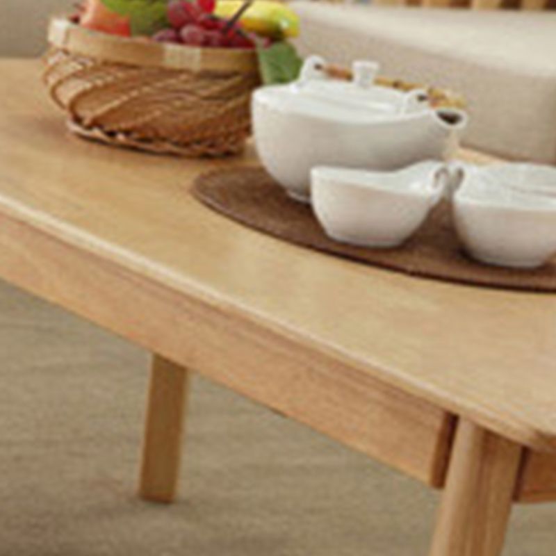 Tavolino singolo di gomma con top rettangolare e tavolo da cocktail a 4 gambe