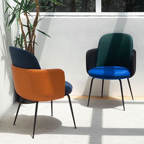 Chaise de concepteur de chaise de salle à manger mate de style concepteur solide