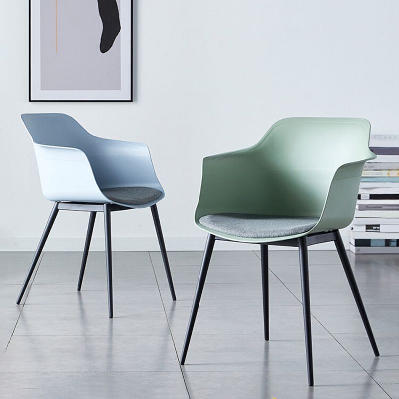 Plastic Modern Indoor-Outdoor Chair Dining Room Solid Back Upholstered Arm Chair Clearhalo ' kitchen&dining_furn' 'Dining Chairs' 'Dining Tables & Seating' 'dining_chair' 'Furniture' 'furniture_dining_chair' 'Kitchen & Dining Furniture' 'kitchen' 1200x1200_414ab046-23f1-47ad-845c-09a765cc2903