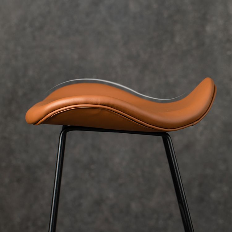Black Iron Backless Quilted Barstool Industrial Indoor Tall Stool with Leather Seat Clearhalo 'Bar Furniture' 'Bar Stools' 'bar_stools' 'furniture_bar_stools' 'Kitchen & Dining Furniture' 'kitchen&dining_furn' 'kitchen' 'kitchen_furn' Furniture' 1200x1200_414c8b2b-fd62-4759-bdb1-ee16e29b6912