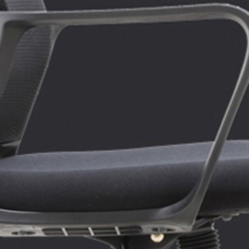 Schwarzer Stuhl aus Kunstleder und Netzstoff, gepolsterter Bürostuhl mit mittlerer Rückenlehne