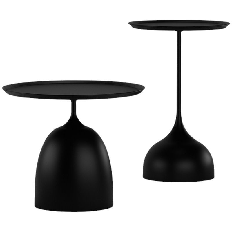 Tavoli da raggruppamento a 2 pezzi moderni di ferro da metà secolo con base di piedistallo