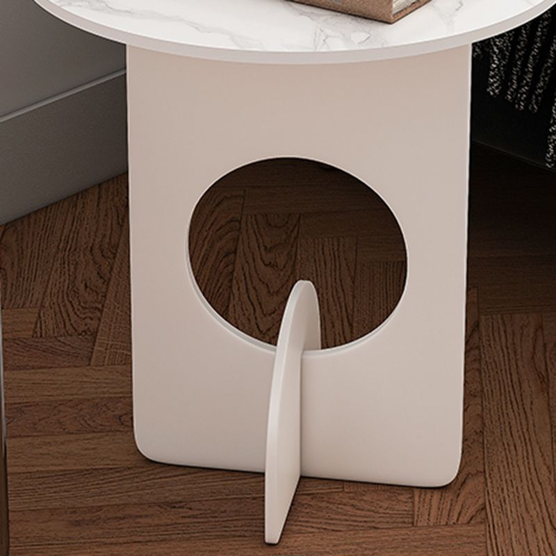 Mid-Century Round Side End Table Metal Abstract End Table for Living Room Clearhalo 'Coffee & Accent Tables' 'End & Side Tables' 'end_side_tables' 'furn' 'furn_end_side_tables' 'Furniture' 'Living Room Furniture' 1200x1200_41bdad0a-8e01-4ab6-8129-b6d462cd51af