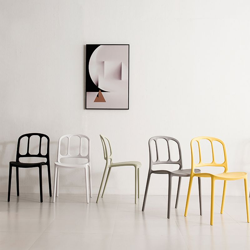 Scandinavian Plastic Dining Kitchen Room Chair Windsor Side Chair Clearhalo ' kitchen&dining_furn' 'Dining Chairs' 'Dining Tables & Seating' 'dining_chair' 'furn' 'furn_dining_chair' 'Furniture' 'furniture_dining_chair' 'Kitchen & Dining Furniture' 'kitchen' 1200x1200_41f13d03-d5f1-4feb-a853-33470ae4a96e