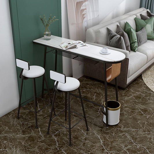 Scriva da bar del bistrot bar tradizionale in pietra di lussuoso bar con base di cavalletto