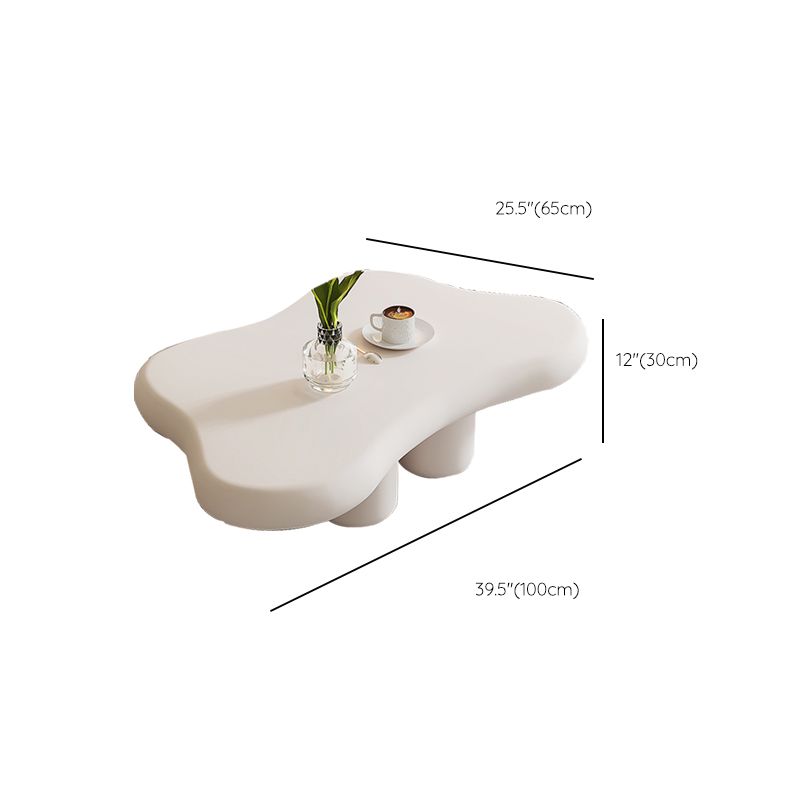 Tavolino da caffè moderno a forma libera Tavolo da cocktail in legno a 4 gambe in bianco