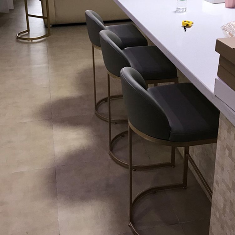 Industrial Low Back Stool PU Leather Counter Stool with Metal Legs Clearhalo 'Bar Furniture' 'Bar Stools' 'bar_stools' 'furn' 'furn_bar_stools' 'Furniture' 'Kitchen & Dining Furniture' 1200x1200_426244b0-f23c-4a25-bab3-8d441d3384d2