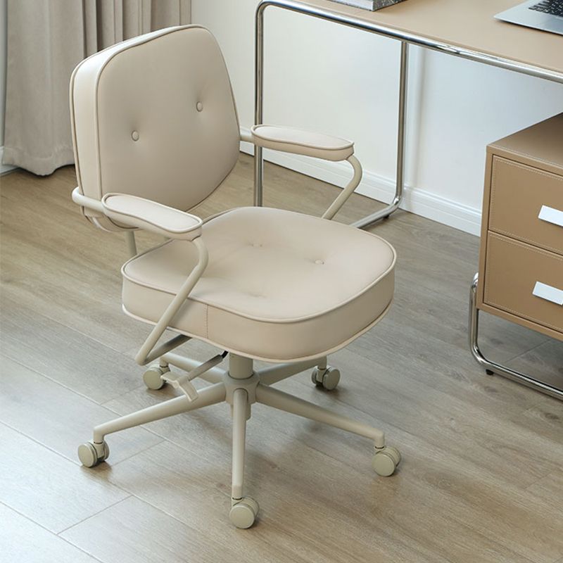 Moderne bureaustoelgevoelde armen verstelbare stoelhoogte stoel met wielen